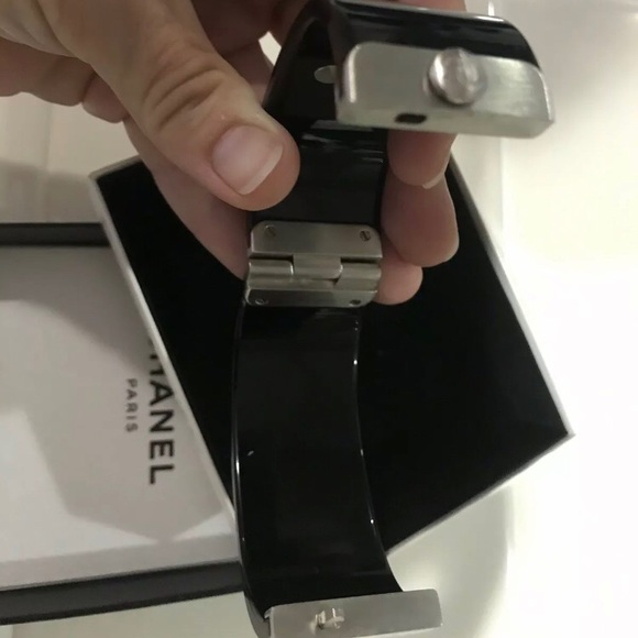 CHANEL bracelet - Picture 5 of 9